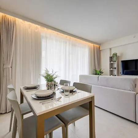 Mercury 216 - 2X Pool Cards Access & Shopping Mall