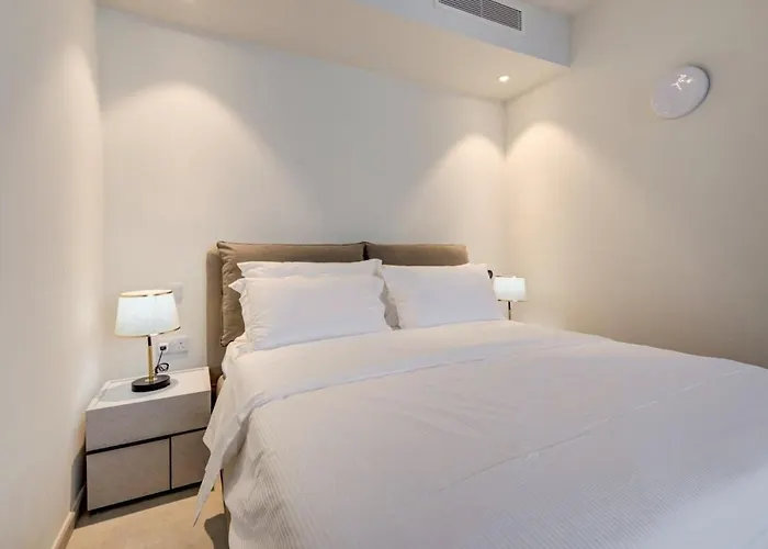 Mercury 216 - 2x Pool Cards Access & Shopping Mall سانت جوليان